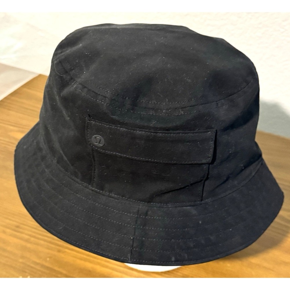 Lululemon On My Level Bucket Hat with Pocket for key card ID Solid Black M/L
